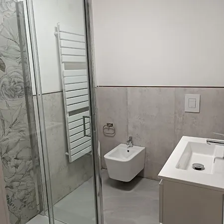 Amber Apartment *